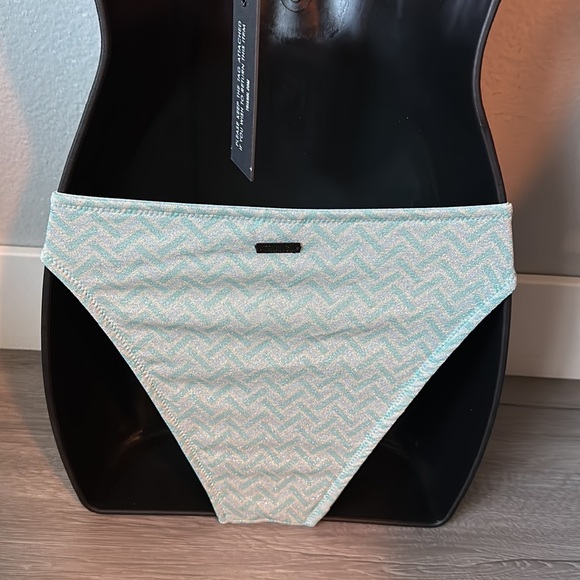 High waist swimsuit bottoms - Picture 2 of 7